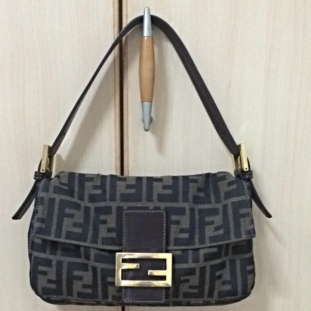 Vintage Fendi Shoulder Bag, Luxury, Bags & Wallets on Carousell