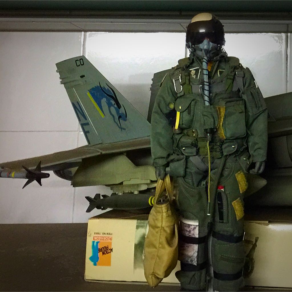 1 18 scale fighter hot sale