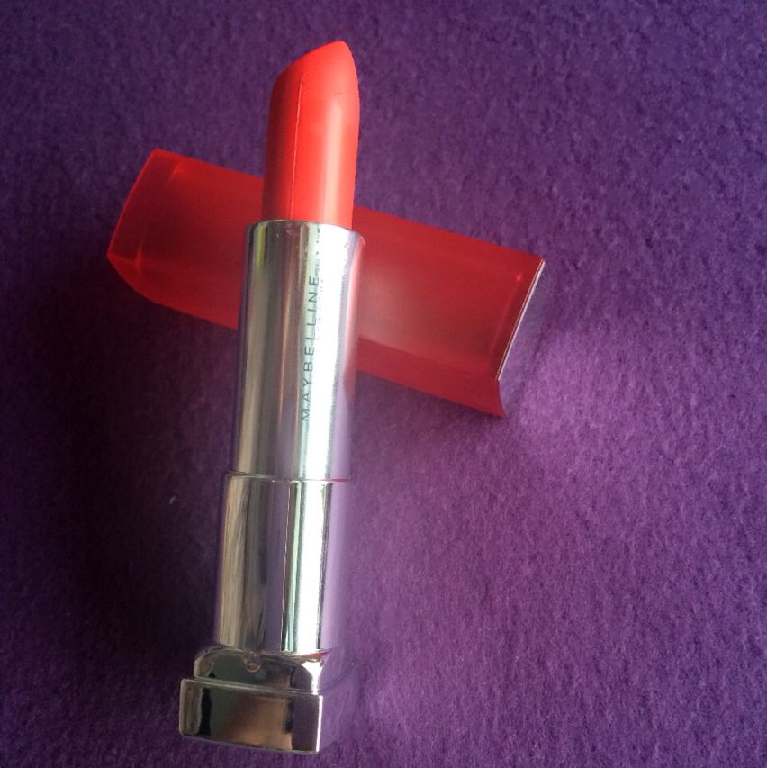 Maybelline Lipstick, Beauty & Personal Care, Face, Face Care on Carousell