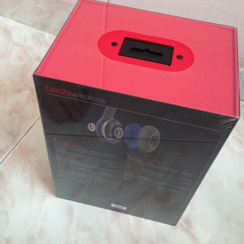 Beats Wireless Headphones, Computers & Tech, Parts & Accessories