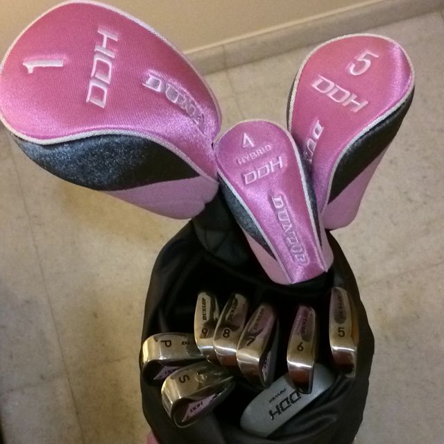 Ladies Dunlop DDH Golf Club Set, Sports Equipment, Sports & Games, Golf on Carousell