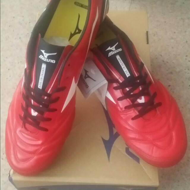 Brand New Mizuno Estrela Neo 2 Japan Exclusive And Make In Japan Edition. Size Uk 8.5