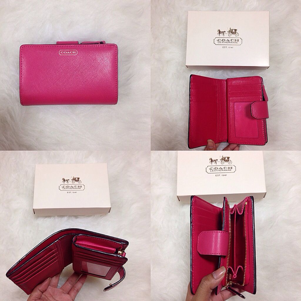 Authentic Coach Wallet In Fuchsia Pink