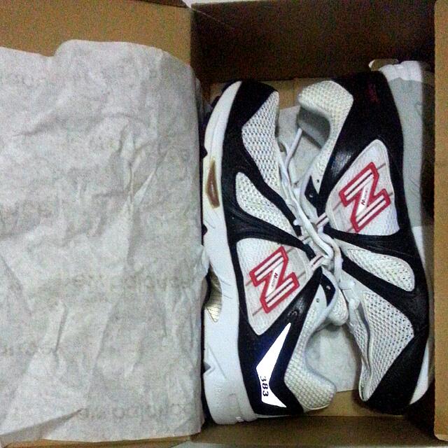 New Balance 383 Authentic , Men's Fashion on Carousell