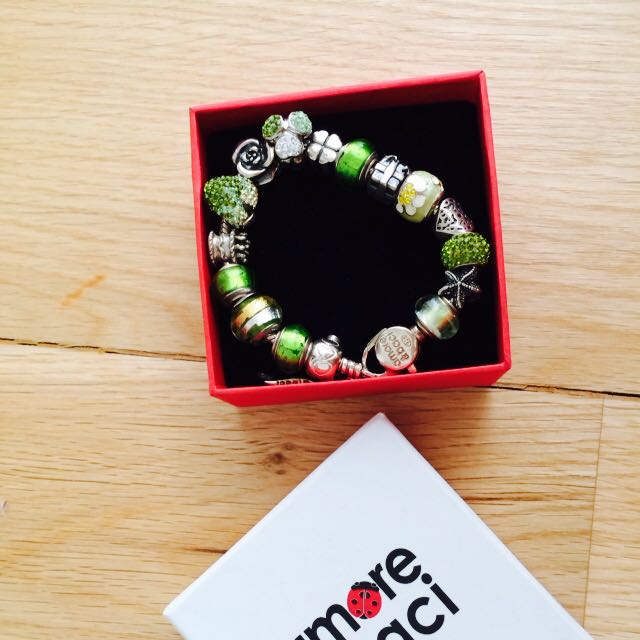Amore baci bracelet price store