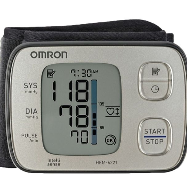 OMRON Wrist Blood Pressure Monitor HEM 6221, Luxury, Watches on Carousell