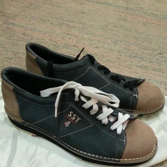 Dexter SST4 Size 8 Bowling Shoes Left Hander