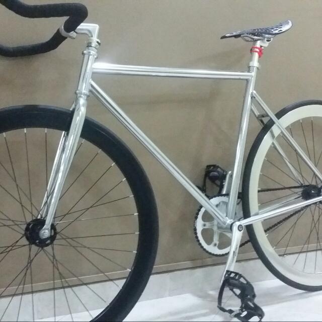 chrome fixie bike