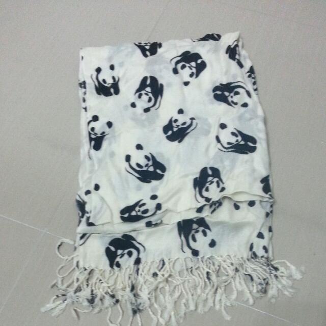 panda scarf