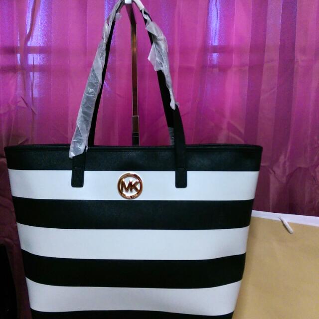 michael kors black and white striped tote