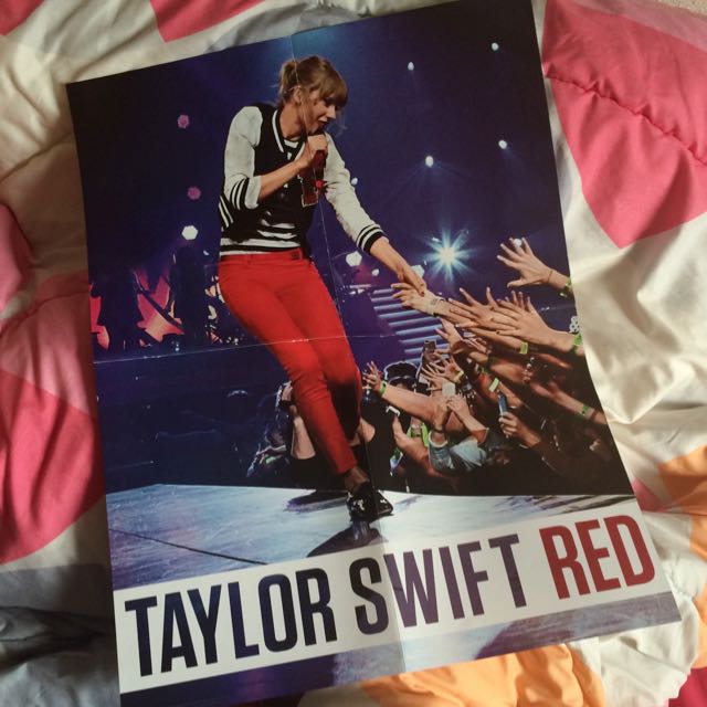 Taylor Swift The Red Tour Book With Poster Everything