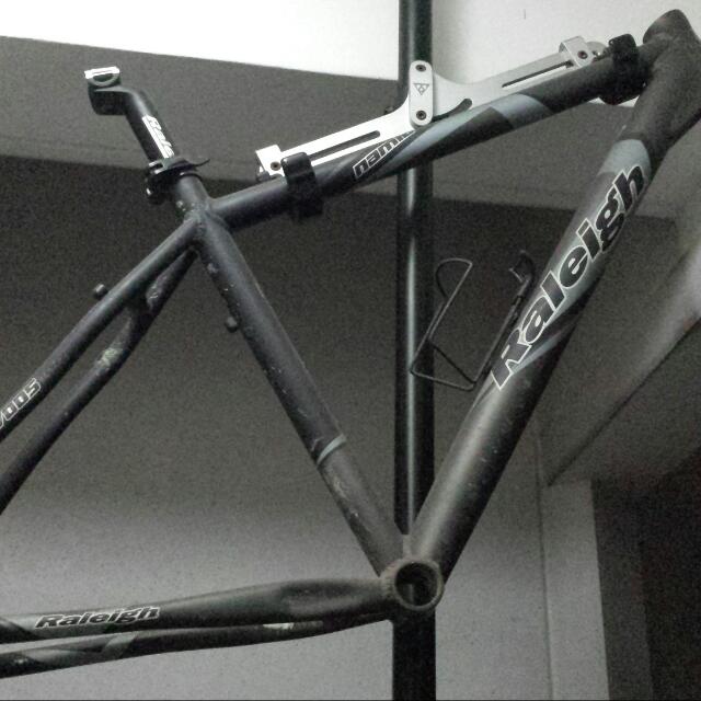 Raleigh 7005 aluminium 2025