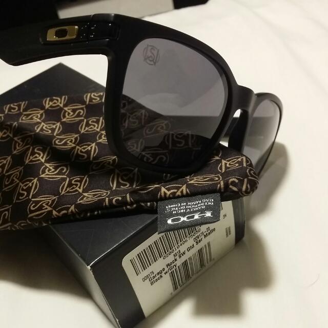 Oakley garage rock shaun new arrivals white
