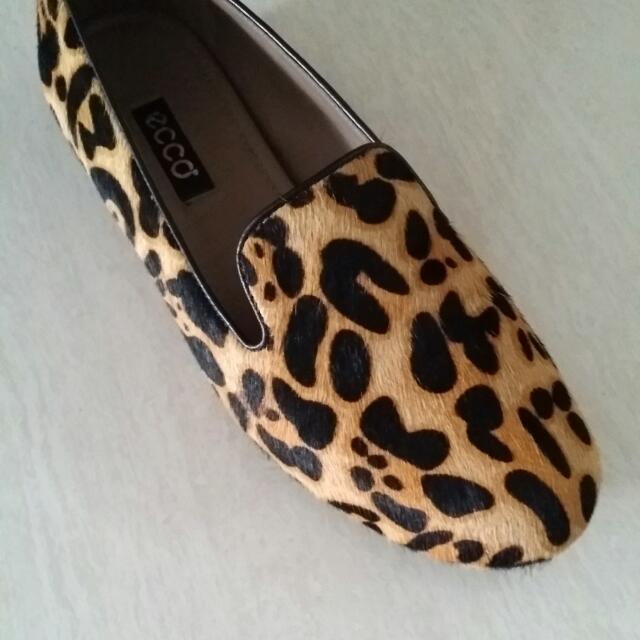 Ecco leopard flats sale
