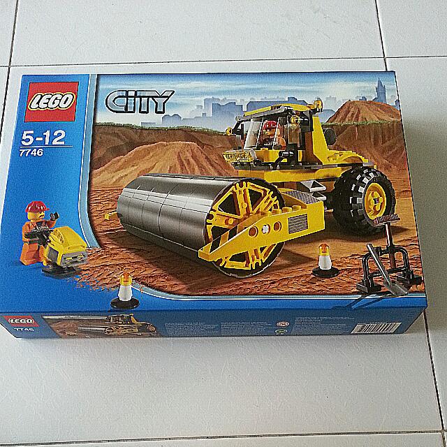 Lego City 7746 Single Drum Roller