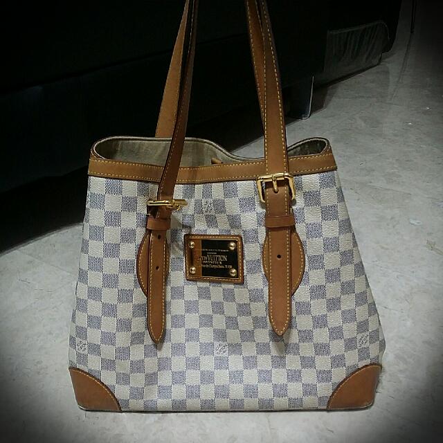 Louis Vuitton Damier Ebene Canvas Leather Hampstead MM Bag, Luxury, Bags &  Wallets on Carousell