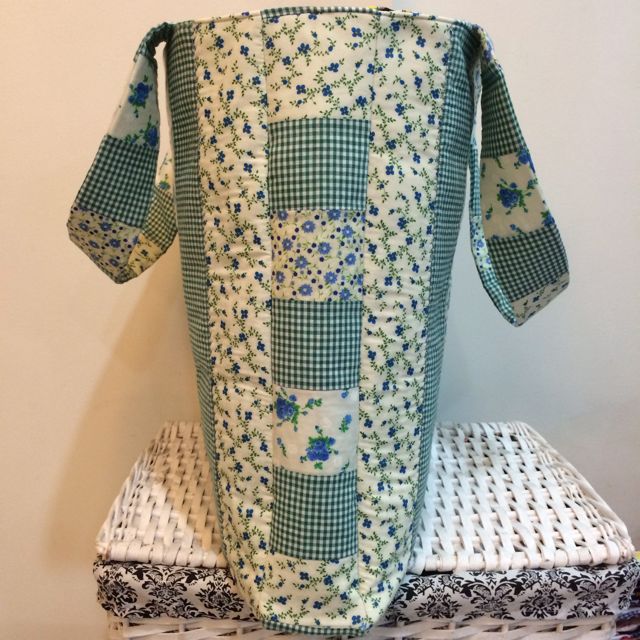 Patchwork Shopper Bag (Category: Stationery & School Supplies) located in Singapore. Submitted by handecraft (Listing ID 11796354, Image 2). Description: .