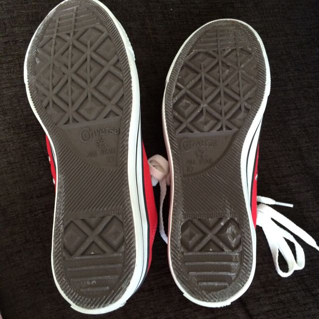 Groupon sneakers sales