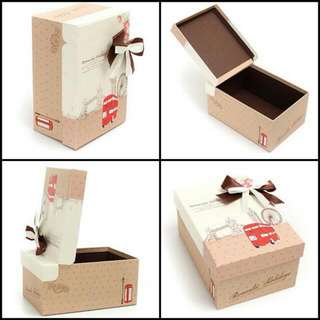 Small Sized Brown Flip Up Gift Box
