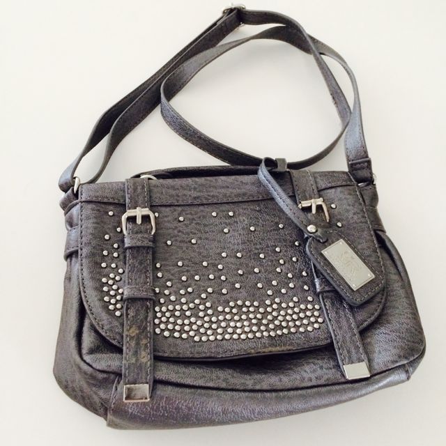 Kenneth Cole Reaction Sling Bag