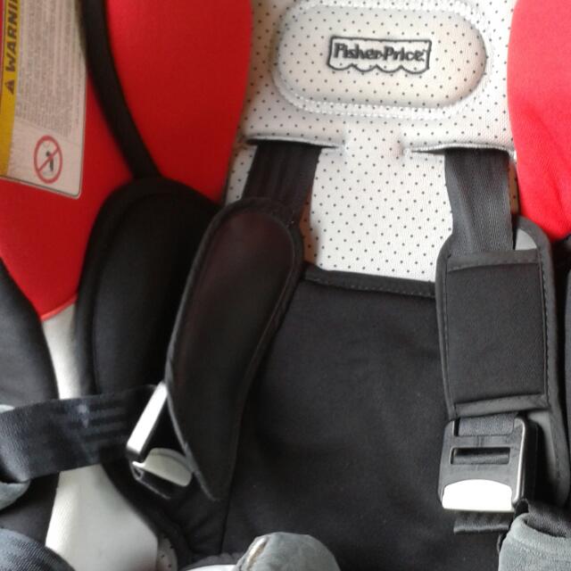 Fisher Price Baby Car Seat, Babies & Kids, Going Out, Car Seats on
