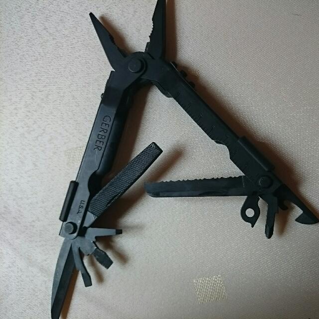 Gerber swiss army top knife