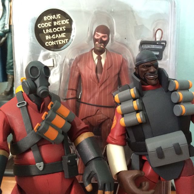 Team Fortress 2 Figure, Hobbies & Toys, Toys & Games on Carousell