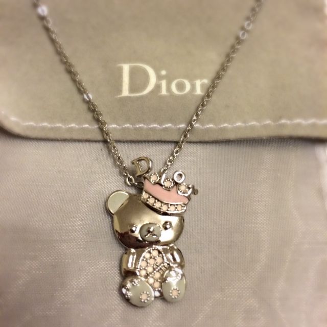 Dior outlet bear necklace