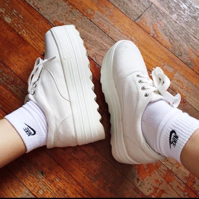 White platforms shoes, Women's Fashion 