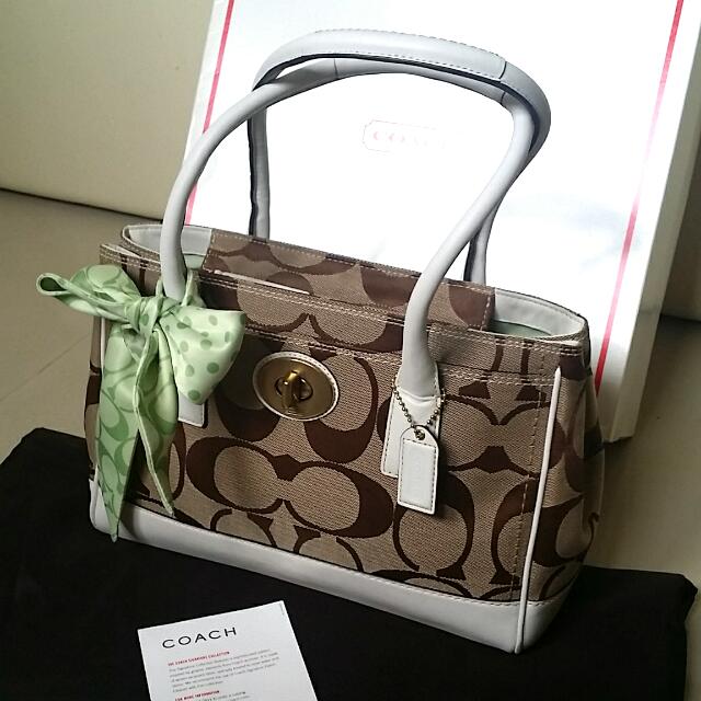 Coach bags hotsell with matching wallets