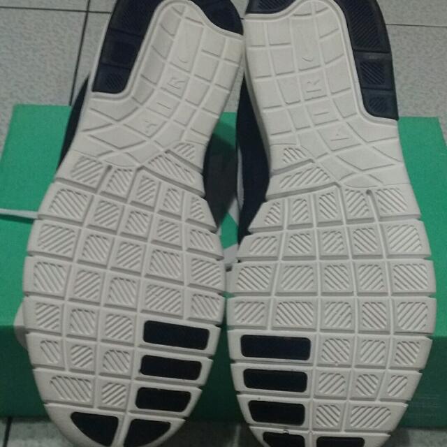 stefan janoski max black white