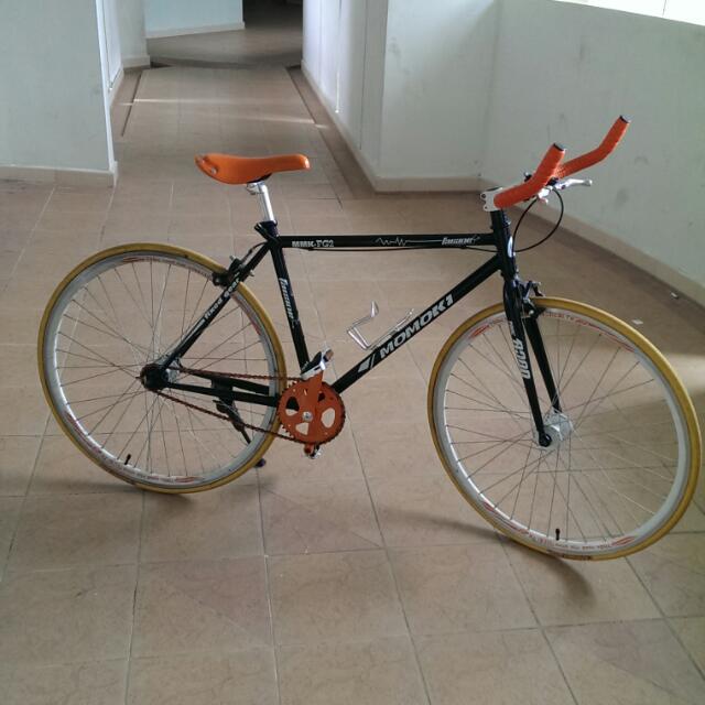 fixed wheel bike