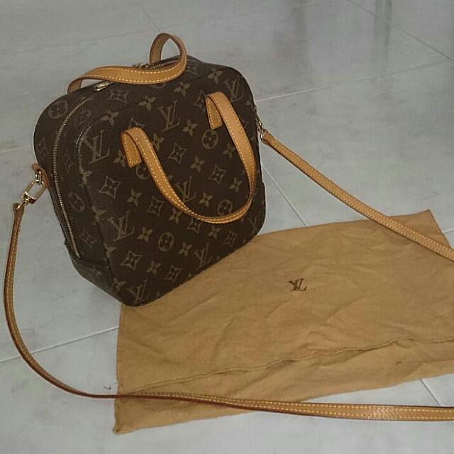 LV Louis Vuitton Spontini Sling Vintage Bag, Women's Fashion, Bags &  Wallets, Purses & Pouches on Carousell