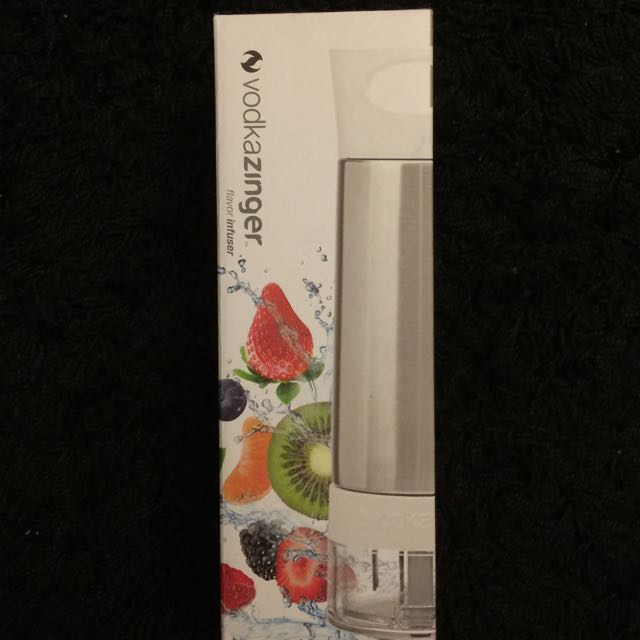Vodkazinger Flavor Infuser, Furniture & Home Living, Kitchenware
