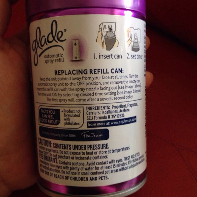 Brand new & Unused Glade Automatic Spray Refill Nutcracker Crunch