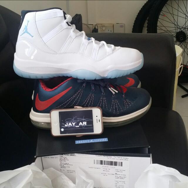 Jordan 11 legend deals blue footlocker