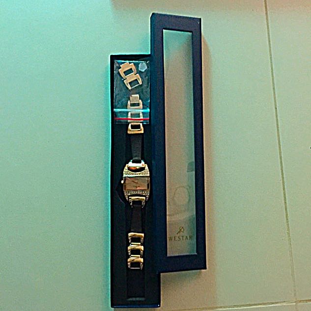 You can Bargain On Dress Watch For Men Analog Leather in KIGALI