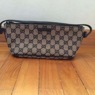 Gucci Fabric Hand-carry Bag