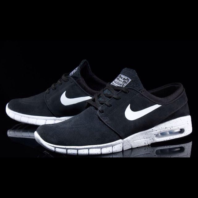 Authentic Nike SB Stefan Janoski Max L Black/White Suede, Sports on  Carousell