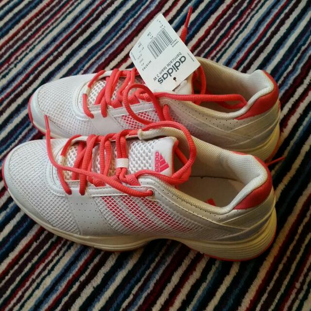Red adidas store womens tennis shoes