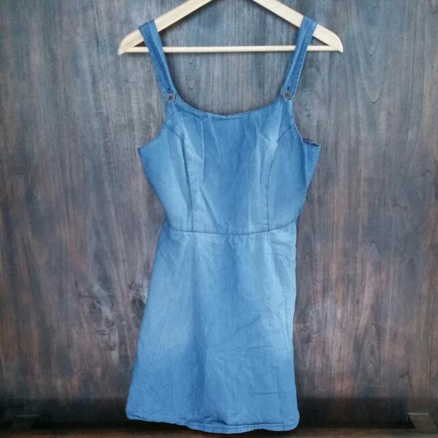 Pending River Island Chelsea Girl Denim Pinny Dress Women S Fashion On Carousell