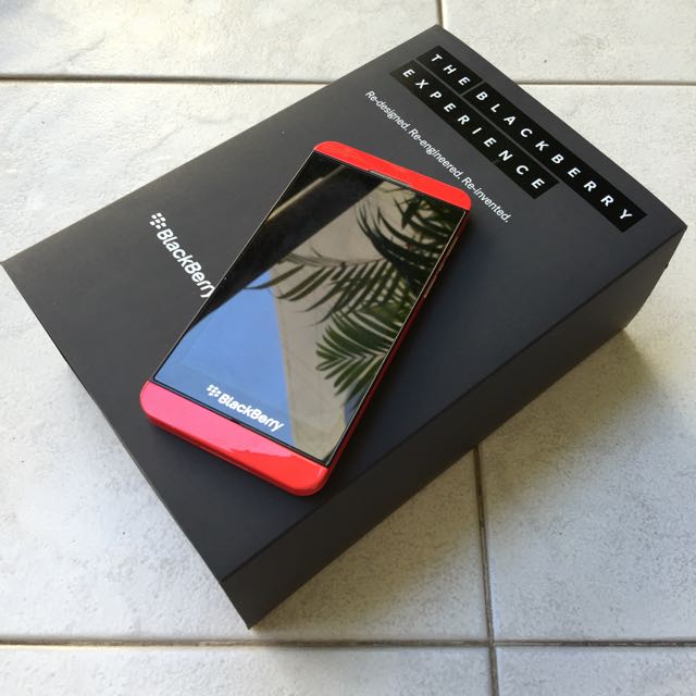Blackberry Special Developer Limited Edition With Palm Wireless Charging Mod Electronics On Carousell