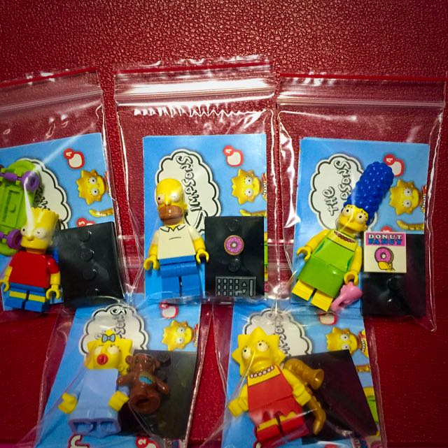 Lego best sale simpsons family