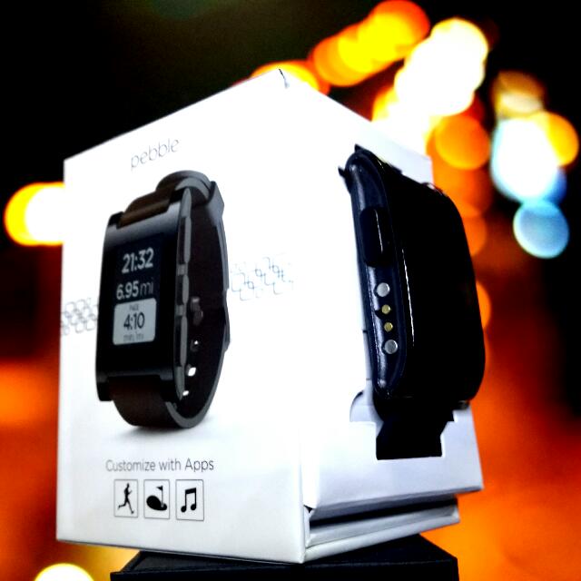 Used Pebble Smart Watch For iPhone & Android, Health & Nutrition