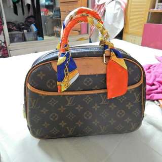 lv trouville pm size, Luxury, Bags & Wallets on Carousell