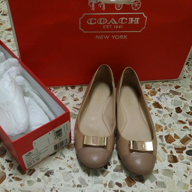 nude flats size 5