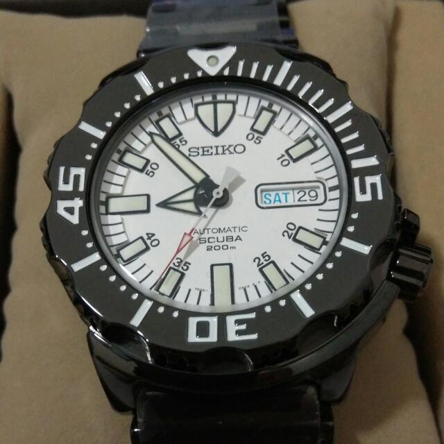 SOLD Seiko White Night Monster SZEN006 Mobile Phones Gadgets Wearables Smart Watches on Carousell