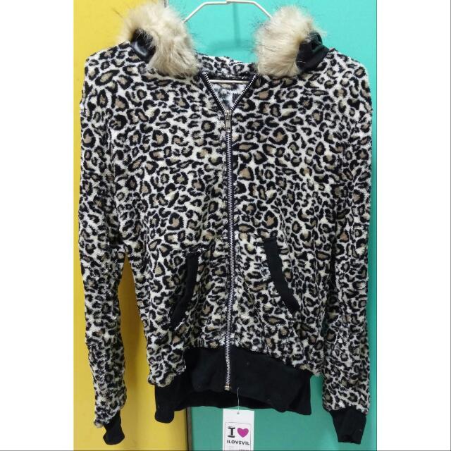 White leopard print jacket 2025