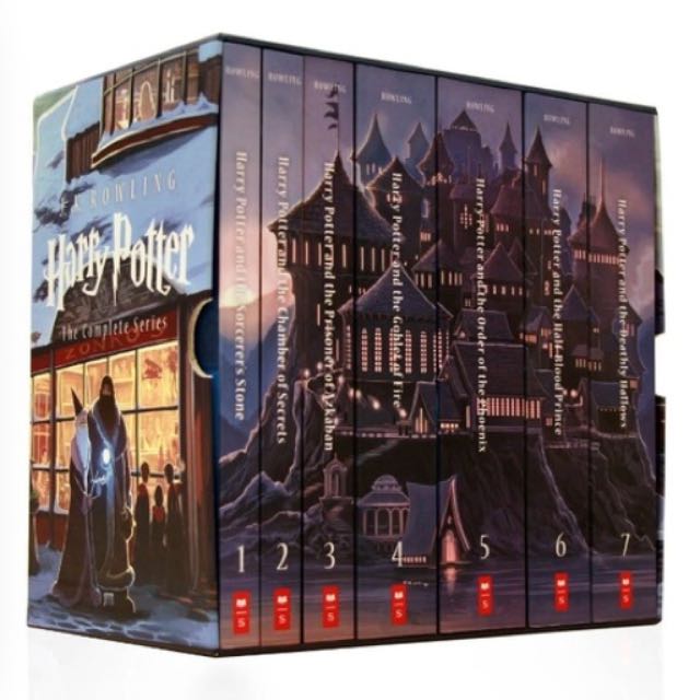Special Edition Harry Potter Paperback Box Set (Hogwarts Castle), Books