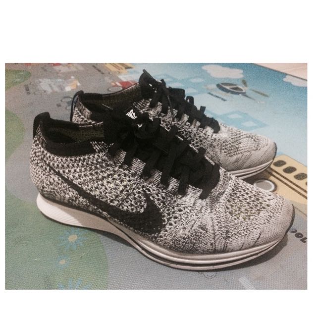nike flyknit racer oreo 1.0